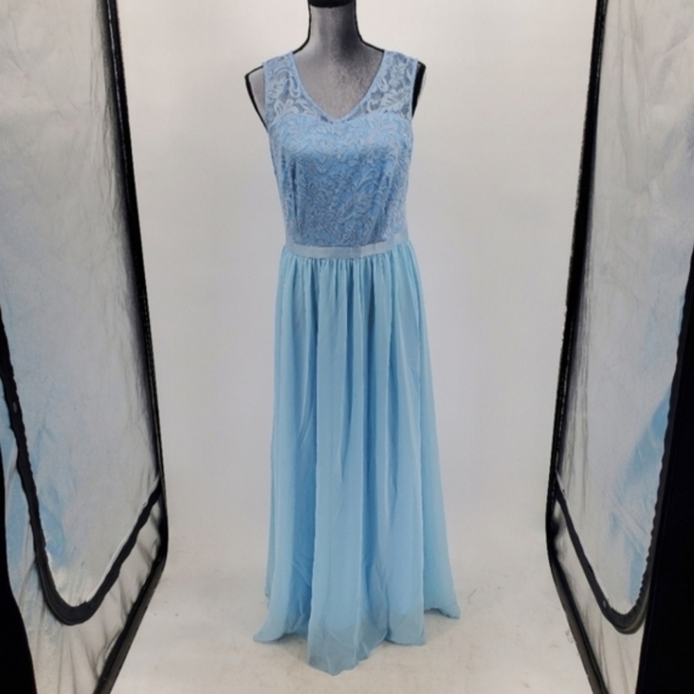 ◇ Dress Tells Sleeveless Lace and Chiffon Formal Gown Light Blue Size Large